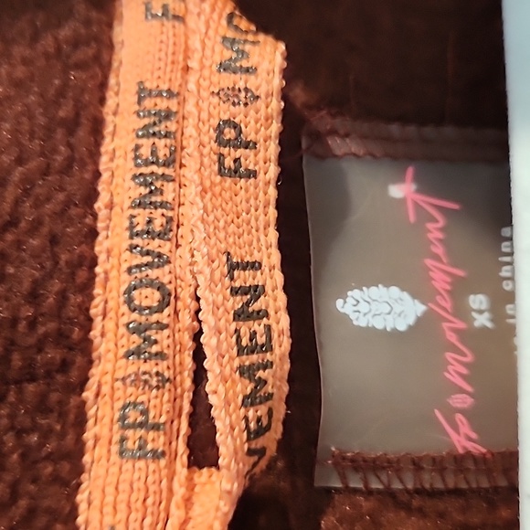 ❤️FP Movement She's All That Fleece Jacket Red Brown Ginger Spice Size XS - Picture 6 of 8